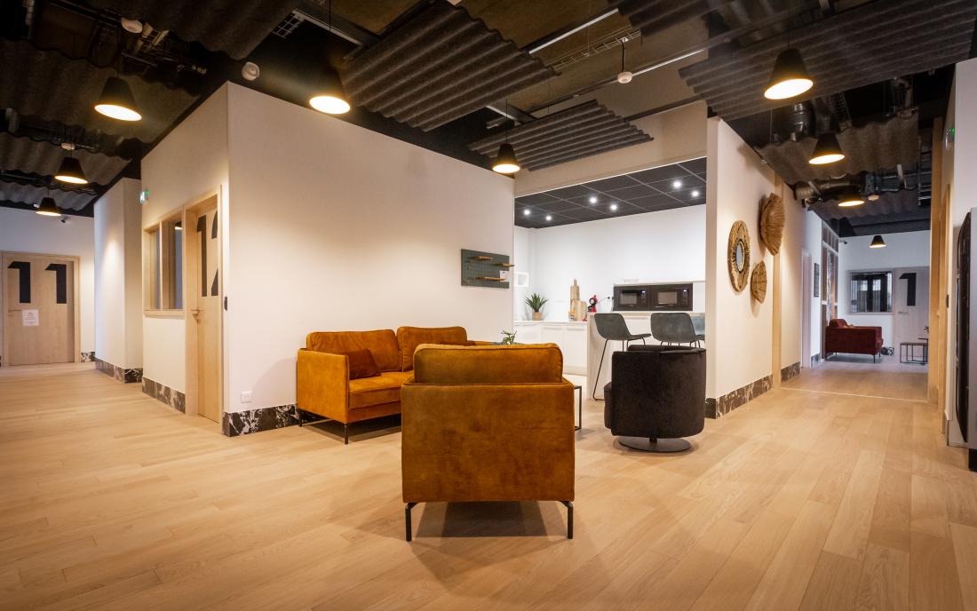 Bureaux à louer au Péristyle